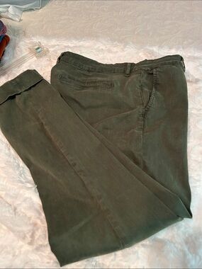 Women's Olive Green Tailored Trousers